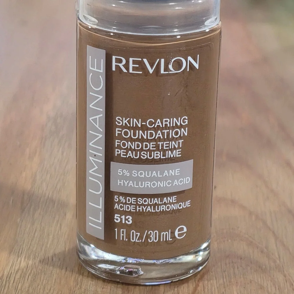 Revlon Illuminance Skin Care Foundation 513 Brown Suede Squalane Hyaluronic Acid
